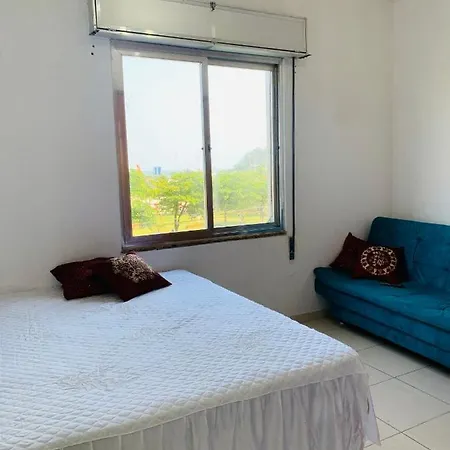 Apartamento Frente Ao Mar Em Santos Com Garagem Exterior foto