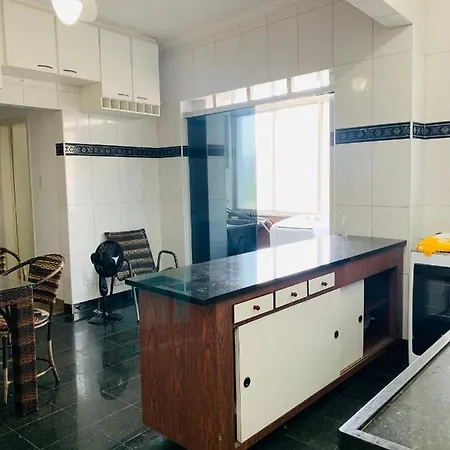 Apartamento Frente Ao Mar Em Santos Com Garagem Exterior foto