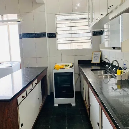 Apartamento Frente Ao Mar Em Santos Com Garagem Exterior foto