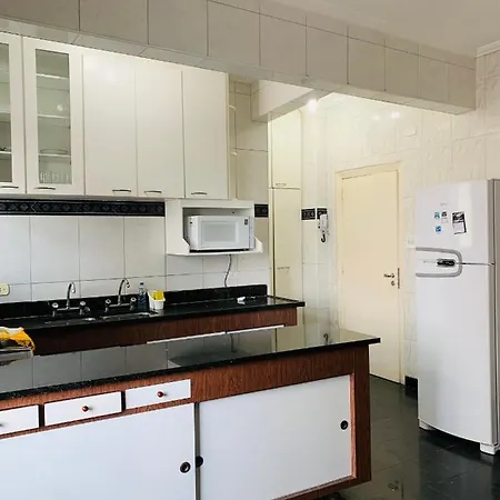 Apartamento Frente Ao Mar Em Santos Com Garagem Exterior foto